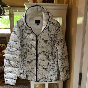 Tribal Women's Black and White Jacket